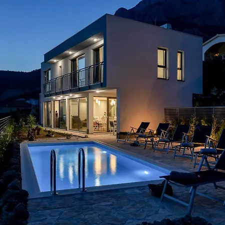 Smart * Veliko Brdo (Makarska)